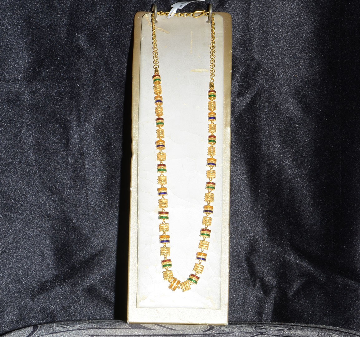 Chain With Enamel